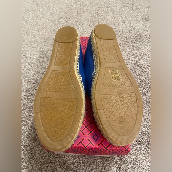 NWT Tory Burch espadrille shoes blue size 8. - Picture 3 of 3